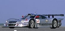 Dominanz in der FIA-GT: Klaus Ludwig und Ricardo Zonta gewinnen 1998 auf Mercedes-Benz CLK-GTR alle zehn Rennen und den Fahrertitel, das Team AMG-Mercedes sichert sich den Konstrukteurstitel.